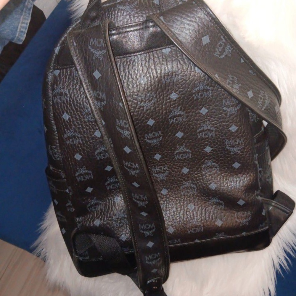 Mcm backpack - Picture 2 of 4